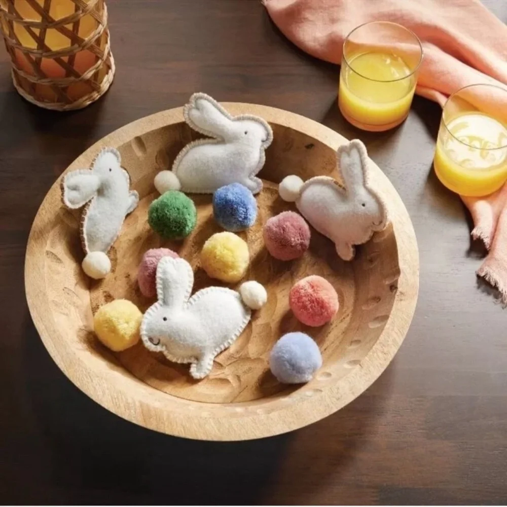 Threshold Bunny Decorative Filler- Bunnies & Poms, New!